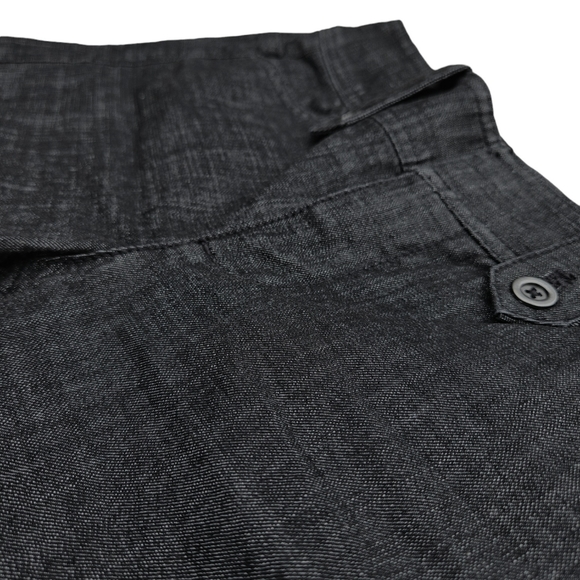 White House Black Market Black Shorts - Picture 4 of 8